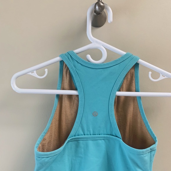 Lululemon Turquoise Workout Top - Picture 4 of 4
